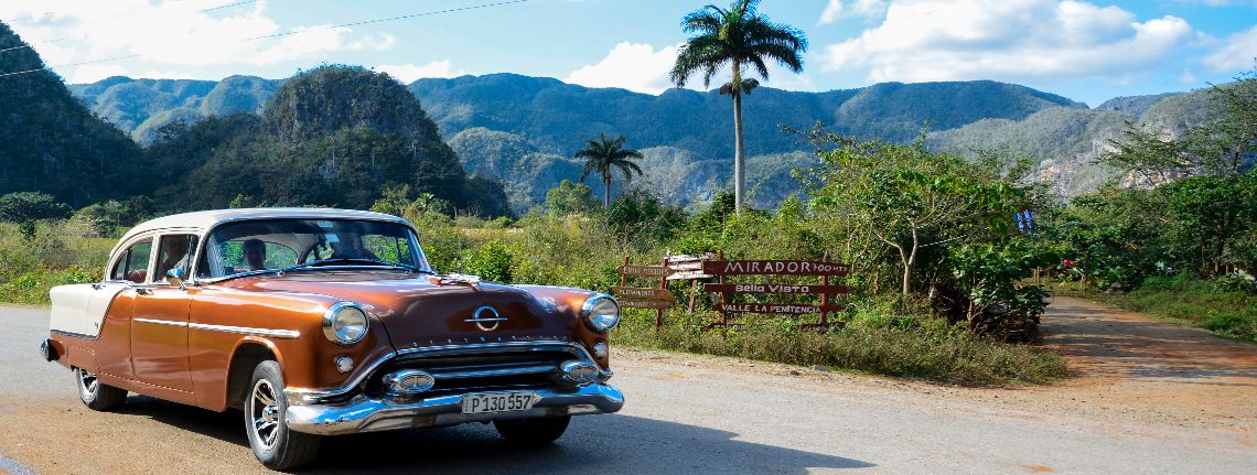 Auto antiguo Pinar del Rio